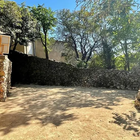 Maison Avec Jardin Sur Le Mont Saint Clair - Vue Et Etang